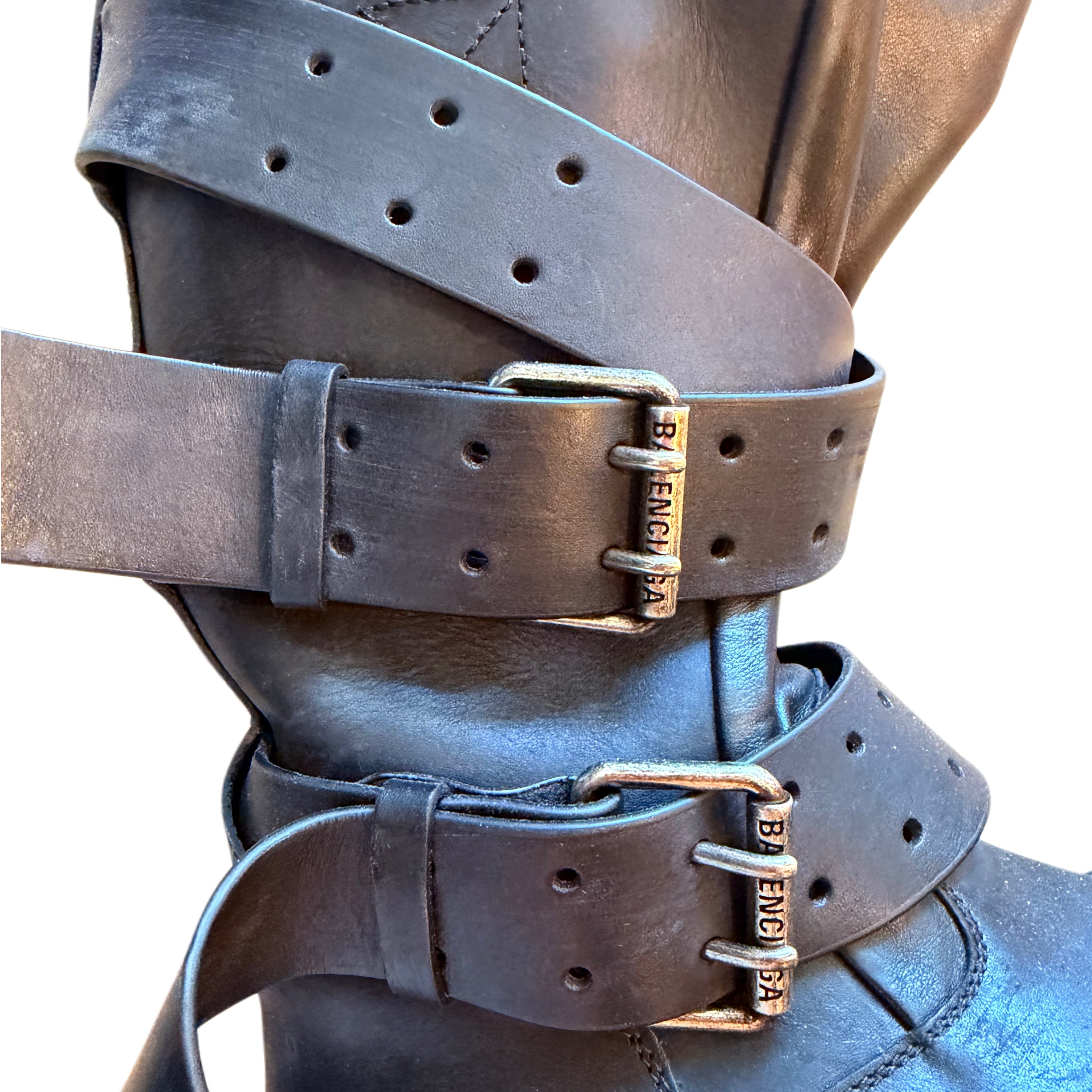 Balenciaga venom high boot